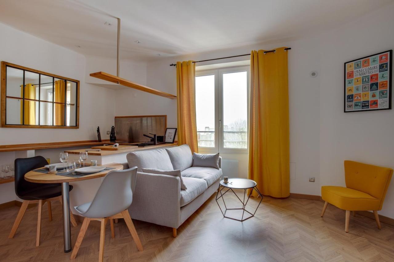 Au Coeur De Nantes Design Et Cosy Apartment ภายนอก รูปภาพ