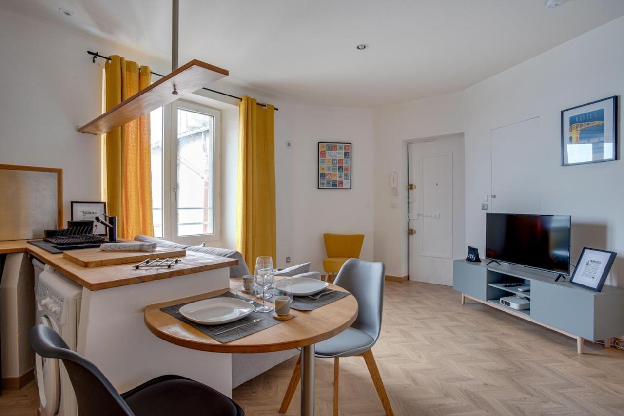 Au Coeur De Nantes Design Et Cosy Apartment ภายนอก รูปภาพ