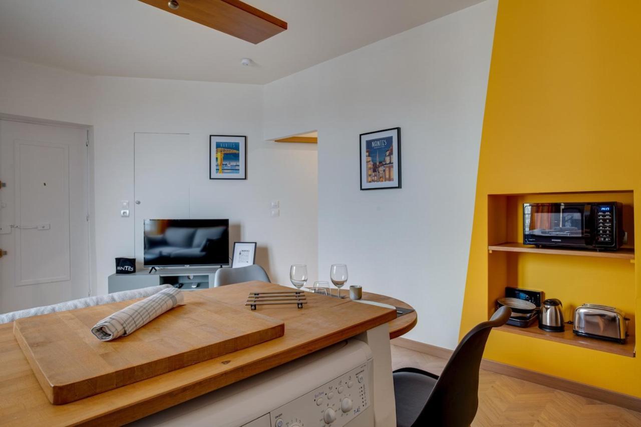 Au Coeur De Nantes Design Et Cosy Apartment ภายนอก รูปภาพ